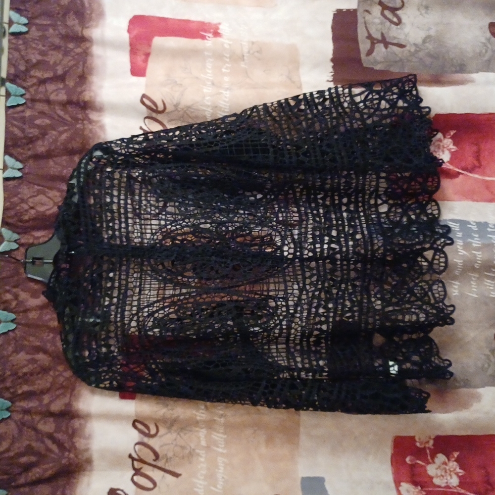 Top - Picture 2 of 3